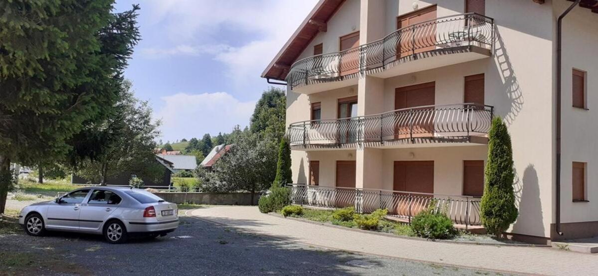 Apartments With A Parking Space Fuzine, Gorski Kotar - 19537 外观 照片